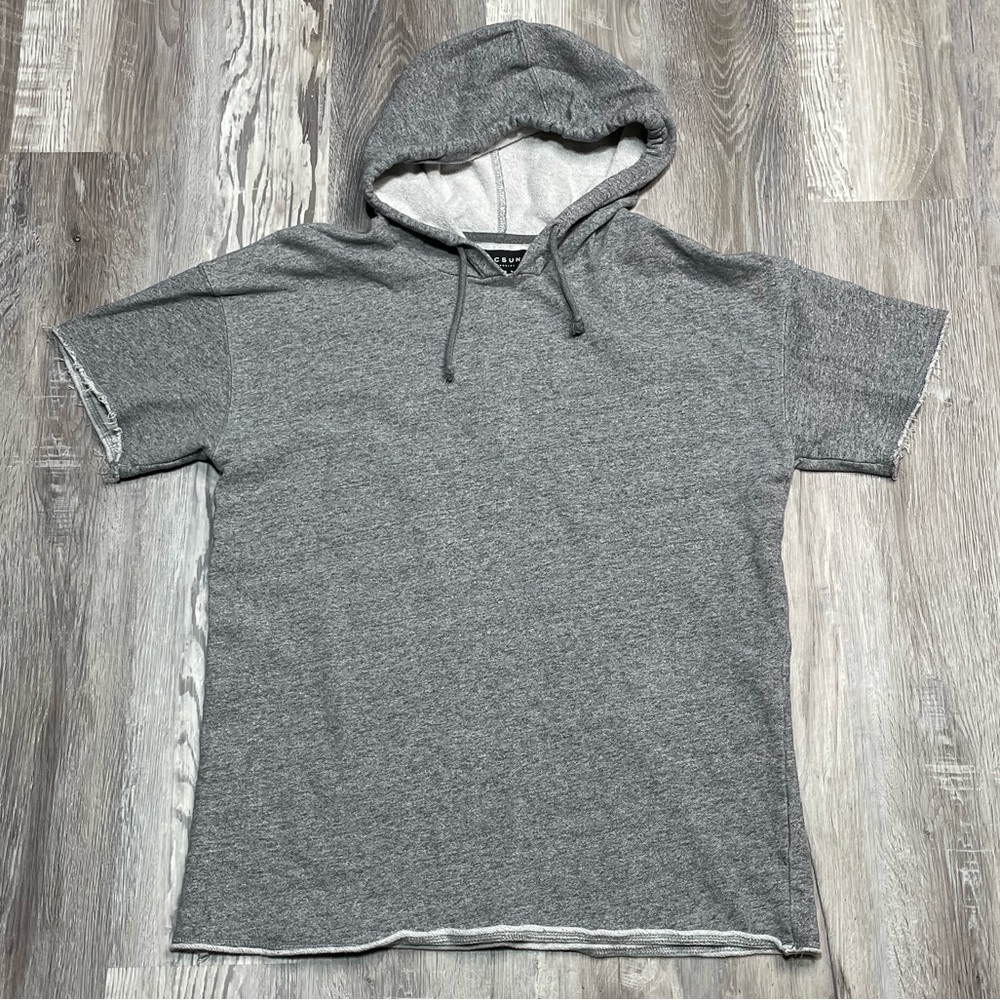 Pacsun Short Sleeve Hoodie size S